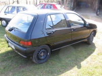 Renault Clio Hatchback 5-door. (1 generation) 1.2 MT (55 HP) foto, Renault Clio Hatchback 5-door. (1 generation) 1.2 MT (55 HP) fotos, Renault Clio Hatchback 5-door. (1 generation) 1.2 MT (55 HP) imagen, Renault Clio Hatchback 5-door. (1 generation) 1.2 MT (55 HP) imagenes, Renault Clio Hatchback 5-door. (1 generation) 1.2 MT (55 HP) fotografía