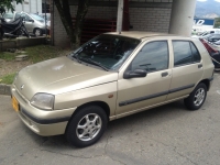 Renault Clio Hatchback 5-door. (1 generation) 1.4 AT (80 HP) foto, Renault Clio Hatchback 5-door. (1 generation) 1.4 AT (80 HP) fotos, Renault Clio Hatchback 5-door. (1 generation) 1.4 AT (80 HP) imagen, Renault Clio Hatchback 5-door. (1 generation) 1.4 AT (80 HP) imagenes, Renault Clio Hatchback 5-door. (1 generation) 1.4 AT (80 HP) fotografía