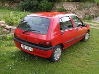 Renault Clio Hatchback 5-door. (1 generation) 1.4 AT (80 HP) foto, Renault Clio Hatchback 5-door. (1 generation) 1.4 AT (80 HP) fotos, Renault Clio Hatchback 5-door. (1 generation) 1.4 AT (80 HP) imagen, Renault Clio Hatchback 5-door. (1 generation) 1.4 AT (80 HP) imagenes, Renault Clio Hatchback 5-door. (1 generation) 1.4 AT (80 HP) fotografía