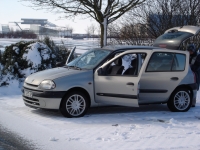 Renault Clio Hatchback 5-door. (2 generation) 1.1 MT (60hp) foto, Renault Clio Hatchback 5-door. (2 generation) 1.1 MT (60hp) fotos, Renault Clio Hatchback 5-door. (2 generation) 1.1 MT (60hp) imagen, Renault Clio Hatchback 5-door. (2 generation) 1.1 MT (60hp) imagenes, Renault Clio Hatchback 5-door. (2 generation) 1.1 MT (60hp) fotografía