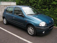 Renault Clio Hatchback 5-door. (2 generation) 1.4 AT (75hp) foto, Renault Clio Hatchback 5-door. (2 generation) 1.4 AT (75hp) fotos, Renault Clio Hatchback 5-door. (2 generation) 1.4 AT (75hp) imagen, Renault Clio Hatchback 5-door. (2 generation) 1.4 AT (75hp) imagenes, Renault Clio Hatchback 5-door. (2 generation) 1.4 AT (75hp) fotografía