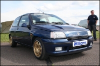 Renault Clio "Williams" hatchback 3-door (1 generation) 2.0 MT (150 HP) foto, Renault Clio "Williams" hatchback 3-door (1 generation) 2.0 MT (150 HP) fotos, Renault Clio "Williams" hatchback 3-door (1 generation) 2.0 MT (150 HP) imagen, Renault Clio "Williams" hatchback 3-door (1 generation) 2.0 MT (150 HP) imagenes, Renault Clio "Williams" hatchback 3-door (1 generation) 2.0 MT (150 HP) fotografía