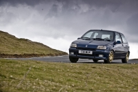 Renault Clio "Williams" hatchback 3-door (1 generation) 2.0 MT (150 HP) foto, Renault Clio "Williams" hatchback 3-door (1 generation) 2.0 MT (150 HP) fotos, Renault Clio "Williams" hatchback 3-door (1 generation) 2.0 MT (150 HP) imagen, Renault Clio "Williams" hatchback 3-door (1 generation) 2.0 MT (150 HP) imagenes, Renault Clio "Williams" hatchback 3-door (1 generation) 2.0 MT (150 HP) fotografía