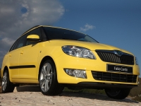 Skoda Fabia Combi wagon 5-door (5J) 1.2 MT Green tec (69 HP) foto, Skoda Fabia Combi wagon 5-door (5J) 1.2 MT Green tec (69 HP) fotos, Skoda Fabia Combi wagon 5-door (5J) 1.2 MT Green tec (69 HP) imagen, Skoda Fabia Combi wagon 5-door (5J) 1.2 MT Green tec (69 HP) imagenes, Skoda Fabia Combi wagon 5-door (5J) 1.2 MT Green tec (69 HP) fotografía