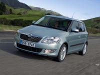 Skoda Fabia Hatchback 5-door. (5J) 1.2 MT (60 HP) foto, Skoda Fabia Hatchback 5-door. (5J) 1.2 MT (60 HP) fotos, Skoda Fabia Hatchback 5-door. (5J) 1.2 MT (60 HP) imagen, Skoda Fabia Hatchback 5-door. (5J) 1.2 MT (60 HP) imagenes, Skoda Fabia Hatchback 5-door. (5J) 1.2 MT (60 HP) fotografía