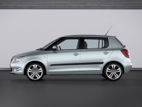 Skoda Fabia Hatchback 5-door. (5J) 1.6 AT (105hp) Elegance (CKD) foto, Skoda Fabia Hatchback 5-door. (5J) 1.6 AT (105hp) Elegance (CKD) fotos, Skoda Fabia Hatchback 5-door. (5J) 1.6 AT (105hp) Elegance (CKD) imagen, Skoda Fabia Hatchback 5-door. (5J) 1.6 AT (105hp) Elegance (CKD) imagenes, Skoda Fabia Hatchback 5-door. (5J) 1.6 AT (105hp) Elegance (CKD) fotografía