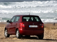 Skoda Fabia Hatchback (5J) 1.2 MT (69 HP) foto, Skoda Fabia Hatchback (5J) 1.2 MT (69 HP) fotos, Skoda Fabia Hatchback (5J) 1.2 MT (69 HP) imagen, Skoda Fabia Hatchback (5J) 1.2 MT (69 HP) imagenes, Skoda Fabia Hatchback (5J) 1.2 MT (69 HP) fotografía