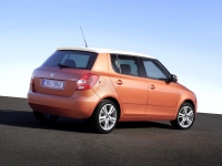 Skoda Fabia Hatchback (5J) 1.2 MT (69 HP) foto, Skoda Fabia Hatchback (5J) 1.2 MT (69 HP) fotos, Skoda Fabia Hatchback (5J) 1.2 MT (69 HP) imagen, Skoda Fabia Hatchback (5J) 1.2 MT (69 HP) imagenes, Skoda Fabia Hatchback (5J) 1.2 MT (69 HP) fotografía