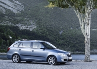 Skoda Fabia station Wagon 5-door (5J) 1.2 MT (69 HP) foto, Skoda Fabia station Wagon 5-door (5J) 1.2 MT (69 HP) fotos, Skoda Fabia station Wagon 5-door (5J) 1.2 MT (69 HP) imagen, Skoda Fabia station Wagon 5-door (5J) 1.2 MT (69 HP) imagenes, Skoda Fabia station Wagon 5-door (5J) 1.2 MT (69 HP) fotografía