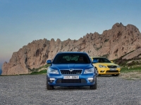 Skoda Octavia Combi RS wagon 5-door (2 generation) 2.0 TSI DSG (200 HP) foto, Skoda Octavia Combi RS wagon 5-door (2 generation) 2.0 TSI DSG (200 HP) fotos, Skoda Octavia Combi RS wagon 5-door (2 generation) 2.0 TSI DSG (200 HP) imagen, Skoda Octavia Combi RS wagon 5-door (2 generation) 2.0 TSI DSG (200 HP) imagenes, Skoda Octavia Combi RS wagon 5-door (2 generation) 2.0 TSI DSG (200 HP) fotografía