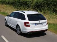 Skoda Octavia Combi RS wagon 5-door (3 generation) 2.0 TSI MT (220hp) foto, Skoda Octavia Combi RS wagon 5-door (3 generation) 2.0 TSI MT (220hp) fotos, Skoda Octavia Combi RS wagon 5-door (3 generation) 2.0 TSI MT (220hp) imagen, Skoda Octavia Combi RS wagon 5-door (3 generation) 2.0 TSI MT (220hp) imagenes, Skoda Octavia Combi RS wagon 5-door (3 generation) 2.0 TSI MT (220hp) fotografía