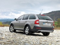 Skoda Octavia Combi Scout universal 5-door (2 generation) 1.8 TSI MT 4x4 (160 HP) foto, Skoda Octavia Combi Scout universal 5-door (2 generation) 1.8 TSI MT 4x4 (160 HP) fotos, Skoda Octavia Combi Scout universal 5-door (2 generation) 1.8 TSI MT 4x4 (160 HP) imagen, Skoda Octavia Combi Scout universal 5-door (2 generation) 1.8 TSI MT 4x4 (160 HP) imagenes, Skoda Octavia Combi Scout universal 5-door (2 generation) 1.8 TSI MT 4x4 (160 HP) fotografía