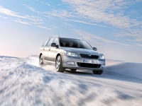 Skoda Octavia Combi wagon 5-door (2 generation) 1.2 TSI MT (105 HP) foto, Skoda Octavia Combi wagon 5-door (2 generation) 1.2 TSI MT (105 HP) fotos, Skoda Octavia Combi wagon 5-door (2 generation) 1.2 TSI MT (105 HP) imagen, Skoda Octavia Combi wagon 5-door (2 generation) 1.2 TSI MT (105 HP) imagenes, Skoda Octavia Combi wagon 5-door (2 generation) 1.2 TSI MT (105 HP) fotografía