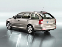 Skoda Octavia Combi wagon 5-door (2 generation) 1.2 TSI MT (105 HP) foto, Skoda Octavia Combi wagon 5-door (2 generation) 1.2 TSI MT (105 HP) fotos, Skoda Octavia Combi wagon 5-door (2 generation) 1.2 TSI MT (105 HP) imagen, Skoda Octavia Combi wagon 5-door (2 generation) 1.2 TSI MT (105 HP) imagenes, Skoda Octavia Combi wagon 5-door (2 generation) 1.2 TSI MT (105 HP) fotografía