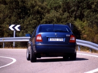 Skoda Octavia Liftback (1 generation) 1.8 T Euro IV MT (150 HP) foto, Skoda Octavia Liftback (1 generation) 1.8 T Euro IV MT (150 HP) fotos, Skoda Octavia Liftback (1 generation) 1.8 T Euro IV MT (150 HP) imagen, Skoda Octavia Liftback (1 generation) 1.8 T Euro IV MT (150 HP) imagenes, Skoda Octavia Liftback (1 generation) 1.8 T Euro IV MT (150 HP) fotografía