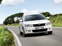 Skoda Octavia Liftback 5-door (2 generation) 1.2 TSI DSG (105 HP) foto, Skoda Octavia Liftback 5-door (2 generation) 1.2 TSI DSG (105 HP) fotos, Skoda Octavia Liftback 5-door (2 generation) 1.2 TSI DSG (105 HP) imagen, Skoda Octavia Liftback 5-door (2 generation) 1.2 TSI DSG (105 HP) imagenes, Skoda Octavia Liftback 5-door (2 generation) 1.2 TSI DSG (105 HP) fotografía