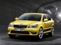 Skoda Octavia RS liftback 5-door (2 generation) 2.0 TDI DSG foto, Skoda Octavia RS liftback 5-door (2 generation) 2.0 TDI DSG fotos, Skoda Octavia RS liftback 5-door (2 generation) 2.0 TDI DSG imagen, Skoda Octavia RS liftback 5-door (2 generation) 2.0 TDI DSG imagenes, Skoda Octavia RS liftback 5-door (2 generation) 2.0 TDI DSG fotografía