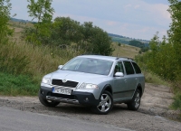 Skoda Octavia Scout universal 5-door (2 generation) 2.0 TDI MT 4x4 (140 HP) foto, Skoda Octavia Scout universal 5-door (2 generation) 2.0 TDI MT 4x4 (140 HP) fotos, Skoda Octavia Scout universal 5-door (2 generation) 2.0 TDI MT 4x4 (140 HP) imagen, Skoda Octavia Scout universal 5-door (2 generation) 2.0 TDI MT 4x4 (140 HP) imagenes, Skoda Octavia Scout universal 5-door (2 generation) 2.0 TDI MT 4x4 (140 HP) fotografía