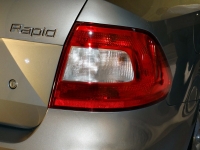 Skoda Rapid Sedan (3 generation) 1.6 at (105 HP) foto, Skoda Rapid Sedan (3 generation) 1.6 at (105 HP) fotos, Skoda Rapid Sedan (3 generation) 1.6 at (105 HP) imagen, Skoda Rapid Sedan (3 generation) 1.6 at (105 HP) imagenes, Skoda Rapid Sedan (3 generation) 1.6 at (105 HP) fotografía