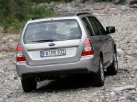 Subaru Forester Crossover (2 generation) AT 2.5 AWD foto, Subaru Forester Crossover (2 generation) AT 2.5 AWD fotos, Subaru Forester Crossover (2 generation) AT 2.5 AWD imagen, Subaru Forester Crossover (2 generation) AT 2.5 AWD imagenes, Subaru Forester Crossover (2 generation) AT 2.5 AWD fotografía