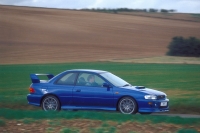 Subaru Impreza Coupe (1 generation) 2.2 MT 4WD (135hp) foto, Subaru Impreza Coupe (1 generation) 2.2 MT 4WD (135hp) fotos, Subaru Impreza Coupe (1 generation) 2.2 MT 4WD (135hp) imagen, Subaru Impreza Coupe (1 generation) 2.2 MT 4WD (135hp) imagenes, Subaru Impreza Coupe (1 generation) 2.2 MT 4WD (135hp) fotografía