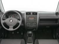 Suzuki Jimny SUV 3-door (3 generation) 1.3 AT (80hp) foto, Suzuki Jimny SUV 3-door (3 generation) 1.3 AT (80hp) fotos, Suzuki Jimny SUV 3-door (3 generation) 1.3 AT (80hp) imagen, Suzuki Jimny SUV 3-door (3 generation) 1.3 AT (80hp) imagenes, Suzuki Jimny SUV 3-door (3 generation) 1.3 AT (80hp) fotografía