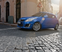 Suzuki Swift Hatchback 5-door. (4 generation) 1.2 AT (94 HP) GLX foto, Suzuki Swift Hatchback 5-door. (4 generation) 1.2 AT (94 HP) GLX fotos, Suzuki Swift Hatchback 5-door. (4 generation) 1.2 AT (94 HP) GLX imagen, Suzuki Swift Hatchback 5-door. (4 generation) 1.2 AT (94 HP) GLX imagenes, Suzuki Swift Hatchback 5-door. (4 generation) 1.2 AT (94 HP) GLX fotografía