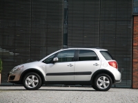 Suzuki SX4 Hatchback (1 generation) 1.6 AT 4WD (112hp) GL (2013) foto, Suzuki SX4 Hatchback (1 generation) 1.6 AT 4WD (112hp) GL (2013) fotos, Suzuki SX4 Hatchback (1 generation) 1.6 AT 4WD (112hp) GL (2013) imagen, Suzuki SX4 Hatchback (1 generation) 1.6 AT 4WD (112hp) GL (2013) imagenes, Suzuki SX4 Hatchback (1 generation) 1.6 AT 4WD (112hp) GL (2013) fotografía