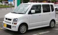 Suzuki Wagon R RR minivan (3rd generation) 0.7 AT AWD (60hp) opiniones, Suzuki Wagon R RR minivan (3rd generation) 0.7 AT AWD (60hp) precio, Suzuki Wagon R RR minivan (3rd generation) 0.7 AT AWD (60hp) comprar, Suzuki Wagon R RR minivan (3rd generation) 0.7 AT AWD (60hp) caracteristicas, Suzuki Wagon R RR minivan (3rd generation) 0.7 AT AWD (60hp) especificaciones, Suzuki Wagon R RR minivan (3rd generation) 0.7 AT AWD (60hp) Ficha tecnica, Suzuki Wagon R RR minivan (3rd generation) 0.7 AT AWD (60hp) Automovil