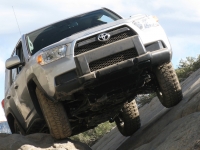 Toyota 4runner SUV (5th generation) 4.0 AT (270hp) foto, Toyota 4runner SUV (5th generation) 4.0 AT (270hp) fotos, Toyota 4runner SUV (5th generation) 4.0 AT (270hp) imagen, Toyota 4runner SUV (5th generation) 4.0 AT (270hp) imagenes, Toyota 4runner SUV (5th generation) 4.0 AT (270hp) fotografía