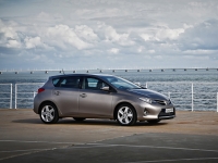 Toyota Auris Hatchback 5-door. (2 generation) 1.6 CVT Activities foto, Toyota Auris Hatchback 5-door. (2 generation) 1.6 CVT Activities fotos, Toyota Auris Hatchback 5-door. (2 generation) 1.6 CVT Activities imagen, Toyota Auris Hatchback 5-door. (2 generation) 1.6 CVT Activities imagenes, Toyota Auris Hatchback 5-door. (2 generation) 1.6 CVT Activities fotografía