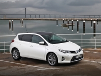 Toyota Auris Hybrid hatchback (2 generation) 1.8 CVT (136 HP) foto, Toyota Auris Hybrid hatchback (2 generation) 1.8 CVT (136 HP) fotos, Toyota Auris Hybrid hatchback (2 generation) 1.8 CVT (136 HP) imagen, Toyota Auris Hybrid hatchback (2 generation) 1.8 CVT (136 HP) imagenes, Toyota Auris Hybrid hatchback (2 generation) 1.8 CVT (136 HP) fotografía