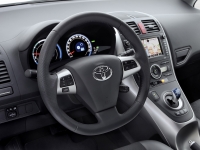 Toyota Auris Hybrid hatchback 5-door. (1 generation) 1.8 CVT (136 HP) foto, Toyota Auris Hybrid hatchback 5-door. (1 generation) 1.8 CVT (136 HP) fotos, Toyota Auris Hybrid hatchback 5-door. (1 generation) 1.8 CVT (136 HP) imagen, Toyota Auris Hybrid hatchback 5-door. (1 generation) 1.8 CVT (136 HP) imagenes, Toyota Auris Hybrid hatchback 5-door. (1 generation) 1.8 CVT (136 HP) fotografía