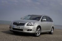 Toyota Avensis Wagon (2 generation) 1.6 MT foto, Toyota Avensis Wagon (2 generation) 1.6 MT fotos, Toyota Avensis Wagon (2 generation) 1.6 MT imagen, Toyota Avensis Wagon (2 generation) 1.6 MT imagenes, Toyota Avensis Wagon (2 generation) 1.6 MT fotografía