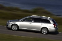 Toyota Avensis Wagon (2 generation) 1.8 MT (129hp) foto, Toyota Avensis Wagon (2 generation) 1.8 MT (129hp) fotos, Toyota Avensis Wagon (2 generation) 1.8 MT (129hp) imagen, Toyota Avensis Wagon (2 generation) 1.8 MT (129hp) imagenes, Toyota Avensis Wagon (2 generation) 1.8 MT (129hp) fotografía