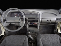 VAZ 2113 Hatchback 1.5 MT (79 hp) foto, VAZ 2113 Hatchback 1.5 MT (79 hp) fotos, VAZ 2113 Hatchback 1.5 MT (79 hp) imagen, VAZ 2113 Hatchback 1.5 MT (79 hp) imagenes, VAZ 2113 Hatchback 1.5 MT (79 hp) fotografía