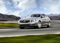 Volvo S60 Sedan (2 generation) 1.6 D2 MT (115hp) foto, Volvo S60 Sedan (2 generation) 1.6 D2 MT (115hp) fotos, Volvo S60 Sedan (2 generation) 1.6 D2 MT (115hp) imagen, Volvo S60 Sedan (2 generation) 1.6 D2 MT (115hp) imagenes, Volvo S60 Sedan (2 generation) 1.6 D2 MT (115hp) fotografía