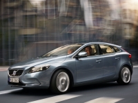 Volvo V40 Hatchback 5-door. (2 generation) 1.6 T4 MT Turbo (180hp) foto, Volvo V40 Hatchback 5-door. (2 generation) 1.6 T4 MT Turbo (180hp) fotos, Volvo V40 Hatchback 5-door. (2 generation) 1.6 T4 MT Turbo (180hp) imagen, Volvo V40 Hatchback 5-door. (2 generation) 1.6 T4 MT Turbo (180hp) imagenes, Volvo V40 Hatchback 5-door. (2 generation) 1.6 T4 MT Turbo (180hp) fotografía