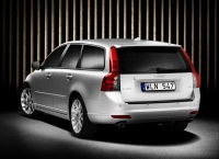 Volvo V50 Wagon (1 generation) 1.6 TD MT (110 hp) foto, Volvo V50 Wagon (1 generation) 1.6 TD MT (110 hp) fotos, Volvo V50 Wagon (1 generation) 1.6 TD MT (110 hp) imagen, Volvo V50 Wagon (1 generation) 1.6 TD MT (110 hp) imagenes, Volvo V50 Wagon (1 generation) 1.6 TD MT (110 hp) fotografía