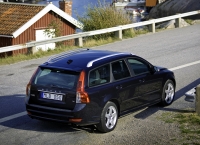 Volvo V50 Wagon (1 generation) 2.0 D MT (136 hp) foto, Volvo V50 Wagon (1 generation) 2.0 D MT (136 hp) fotos, Volvo V50 Wagon (1 generation) 2.0 D MT (136 hp) imagen, Volvo V50 Wagon (1 generation) 2.0 D MT (136 hp) imagenes, Volvo V50 Wagon (1 generation) 2.0 D MT (136 hp) fotografía