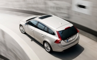 Volvo V60 Estate (1 generation) 1.6 T4 MT (180 HP) foto, Volvo V60 Estate (1 generation) 1.6 T4 MT (180 HP) fotos, Volvo V60 Estate (1 generation) 1.6 T4 MT (180 HP) imagen, Volvo V60 Estate (1 generation) 1.6 T4 MT (180 HP) imagenes, Volvo V60 Estate (1 generation) 1.6 T4 MT (180 HP) fotografía