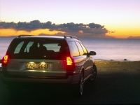 Volvo V70 Wagon (2 generation) 2.3 T5 AT (250 hp) opiniones, Volvo V70 Wagon (2 generation) 2.3 T5 AT (250 hp) precio, Volvo V70 Wagon (2 generation) 2.3 T5 AT (250 hp) comprar, Volvo V70 Wagon (2 generation) 2.3 T5 AT (250 hp) caracteristicas, Volvo V70 Wagon (2 generation) 2.3 T5 AT (250 hp) especificaciones, Volvo V70 Wagon (2 generation) 2.3 T5 AT (250 hp) Ficha tecnica, Volvo V70 Wagon (2 generation) 2.3 T5 AT (250 hp) Automovil