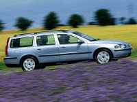 Volvo V70 Wagon (2 generation) 2.3 T5 AT (250 hp) foto, Volvo V70 Wagon (2 generation) 2.3 T5 AT (250 hp) fotos, Volvo V70 Wagon (2 generation) 2.3 T5 AT (250 hp) imagen, Volvo V70 Wagon (2 generation) 2.3 T5 AT (250 hp) imagenes, Volvo V70 Wagon (2 generation) 2.3 T5 AT (250 hp) fotografía